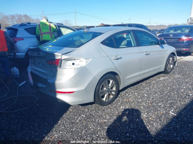 Photo 3 VIN: 5NPD84LF0JH263031 - HYUNDAI ELANTRA 