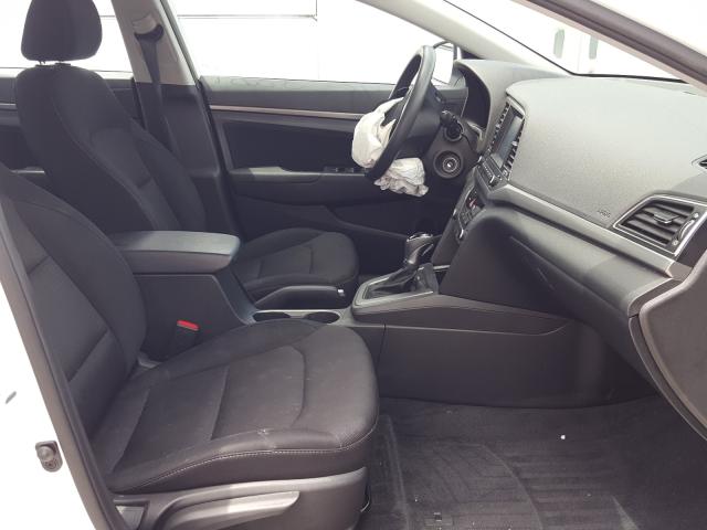 Photo 4 VIN: 5NPD84LF0JH272666 - HYUNDAI ELANTRA SE 