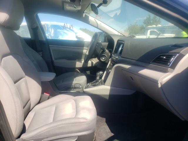 Photo 4 VIN: 5NPD84LF0JH275809 - HYUNDAI ELANTRA SE 