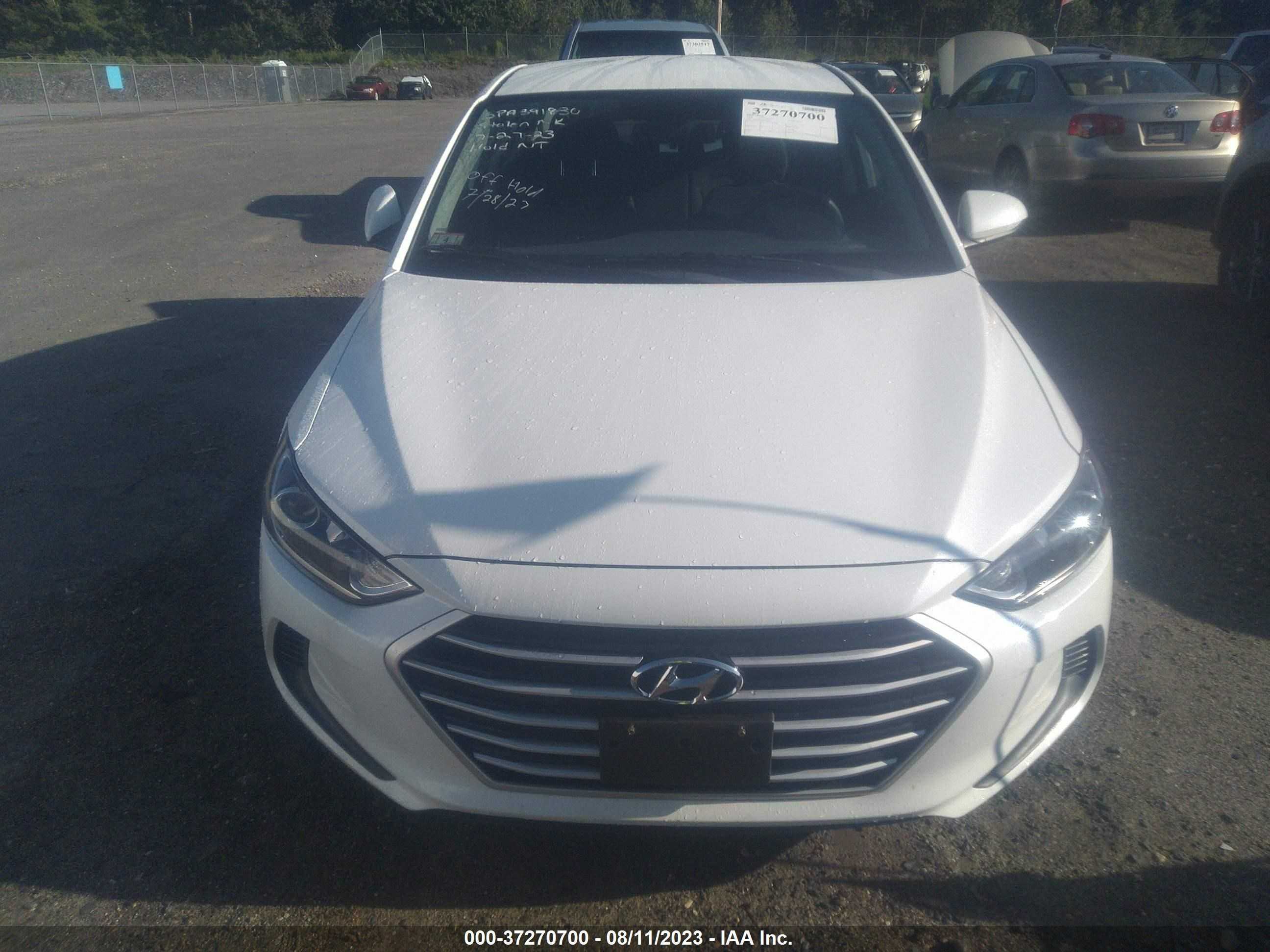 Photo 11 VIN: 5NPD84LF0JH276913 - HYUNDAI ELANTRA 