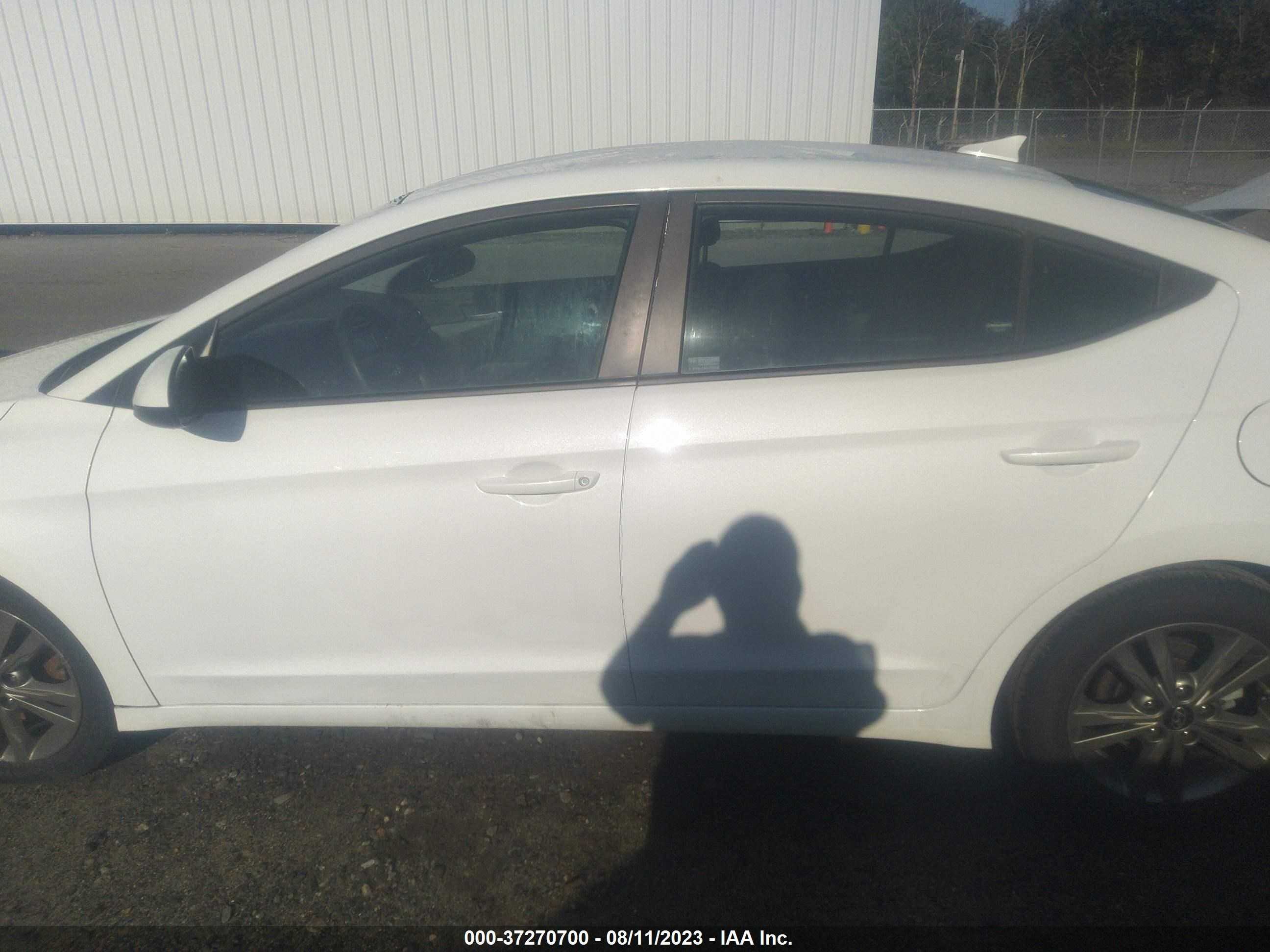 Photo 13 VIN: 5NPD84LF0JH276913 - HYUNDAI ELANTRA 