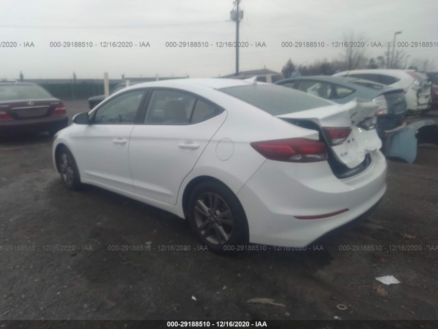 Photo 2 VIN: 5NPD84LF0JH289581 - HYUNDAI ELANTRA 