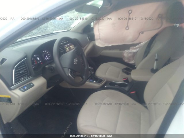 Photo 4 VIN: 5NPD84LF0JH289581 - HYUNDAI ELANTRA 