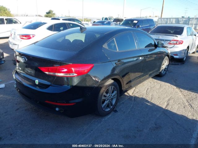 Photo 3 VIN: 5NPD84LF0JH295400 - HYUNDAI ELANTRA 