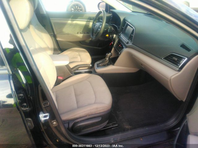 Photo 4 VIN: 5NPD84LF0JH295414 - HYUNDAI ELANTRA 