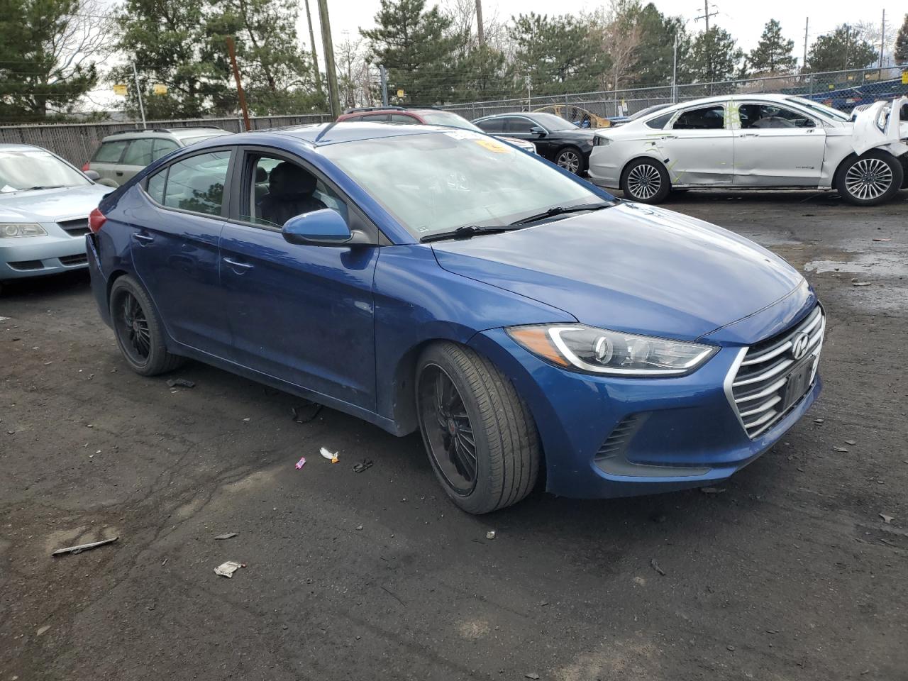 Photo 3 VIN: 5NPD84LF0JH297308 - HYUNDAI ELANTRA 