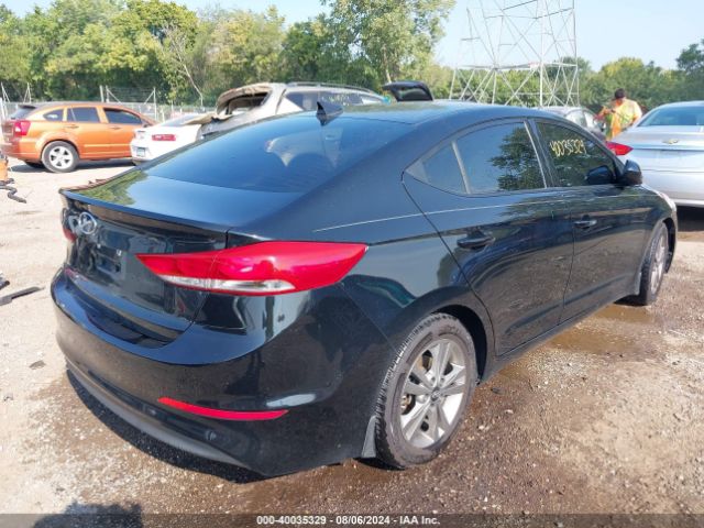 Photo 3 VIN: 5NPD84LF0JH310042 - HYUNDAI ELANTRA 