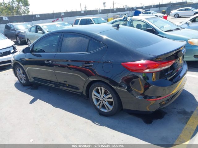 Photo 2 VIN: 5NPD84LF0JH310445 - HYUNDAI ELANTRA 