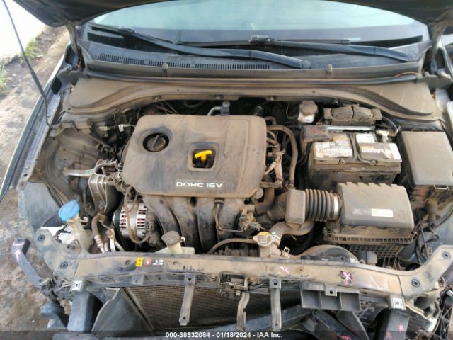 Photo 9 VIN: 5NPD84LF0JH320263 - HYUNDAI ELANTRA 