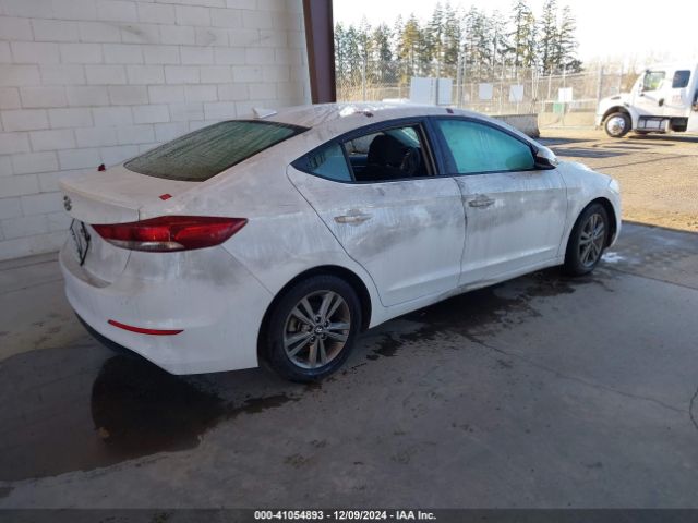 Photo 3 VIN: 5NPD84LF0JH328072 - HYUNDAI ELANTRA 