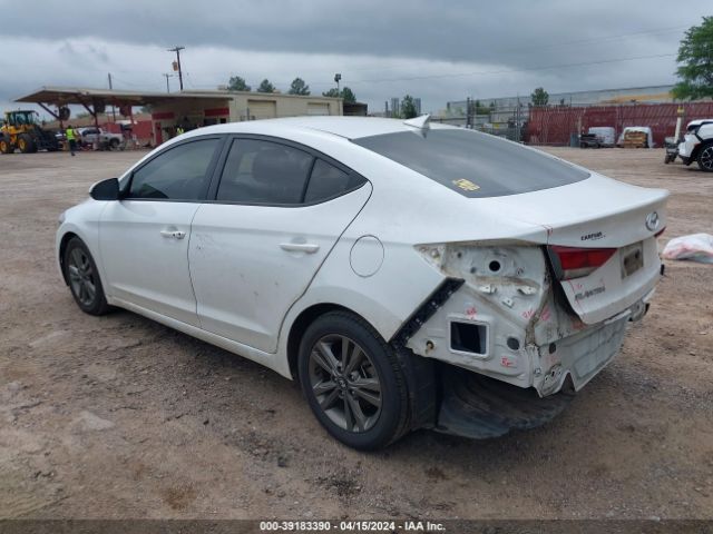 Photo 2 VIN: 5NPD84LF0JH330470 - HYUNDAI ELANTRA 