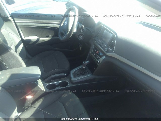 Photo 4 VIN: 5NPD84LF0JH331280 - HYUNDAI ELANTRA 