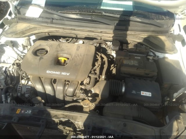 Photo 9 VIN: 5NPD84LF0JH331280 - HYUNDAI ELANTRA 