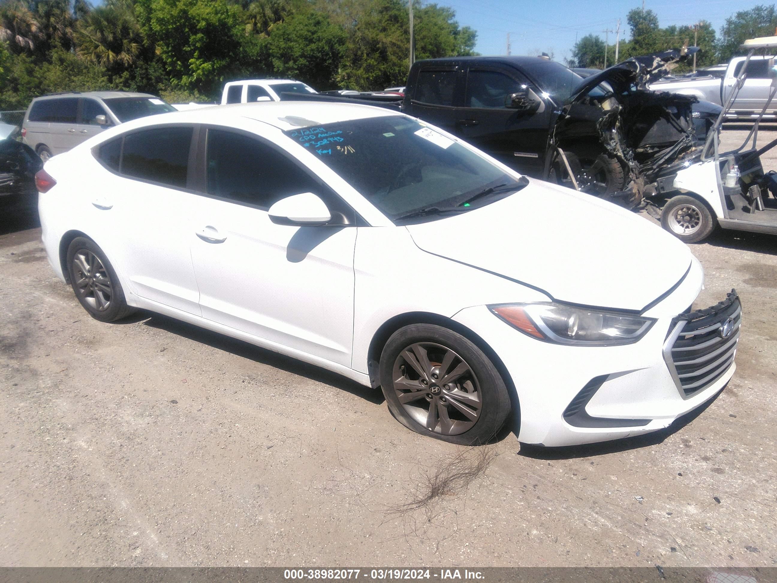 Photo 0 VIN: 5NPD84LF0JH339878 - HYUNDAI ELANTRA 