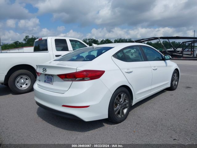 Photo 3 VIN: 5NPD84LF0JH340609 - HYUNDAI ELANTRA 