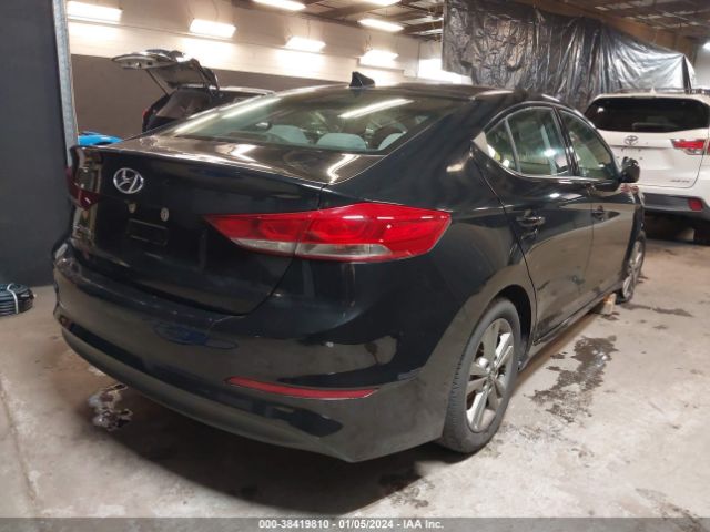 Photo 3 VIN: 5NPD84LF0JH342568 - HYUNDAI ELANTRA 