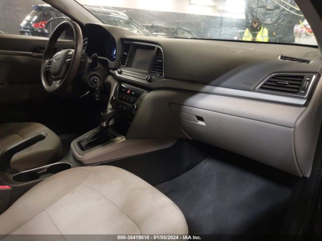 Photo 4 VIN: 5NPD84LF0JH342568 - HYUNDAI ELANTRA 