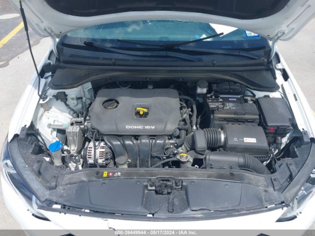 Photo 9 VIN: 5NPD84LF0JH349746 - HYUNDAI ELANTRA 