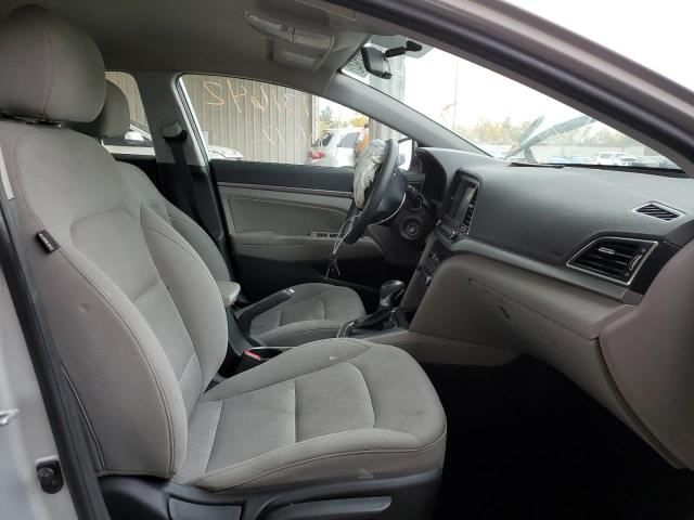 Photo 4 VIN: 5NPD84LF0JH365252 - HYUNDAI ELANTRA SE 