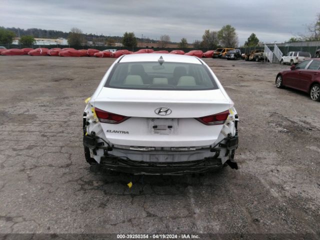 Photo 5 VIN: 5NPD84LF0JH365722 - HYUNDAI ELANTRA 