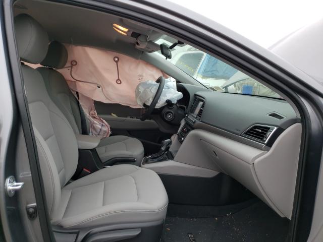 Photo 4 VIN: 5NPD84LF0JH375084 - HYUNDAI ELANTRA SE 