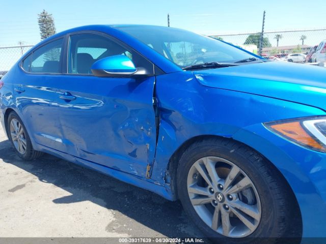 Photo 5 VIN: 5NPD84LF0JH375389 - HYUNDAI ELANTRA 