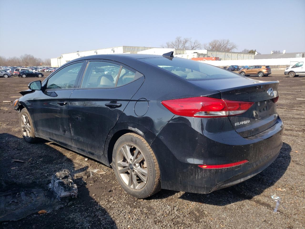 Photo 1 VIN: 5NPD84LF0JH385467 - HYUNDAI ELANTRA 