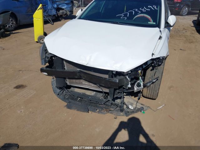 Photo 5 VIN: 5NPD84LF0JH387543 - HYUNDAI ELANTRA 