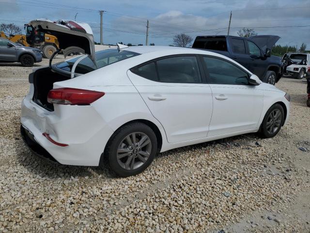 Photo 2 VIN: 5NPD84LF0JH389065 - HYUNDAI ELANTRA SE 