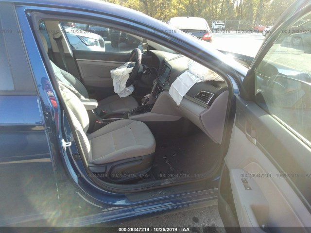 Photo 4 VIN: 5NPD84LF0JH391110 - HYUNDAI ELANTRA 