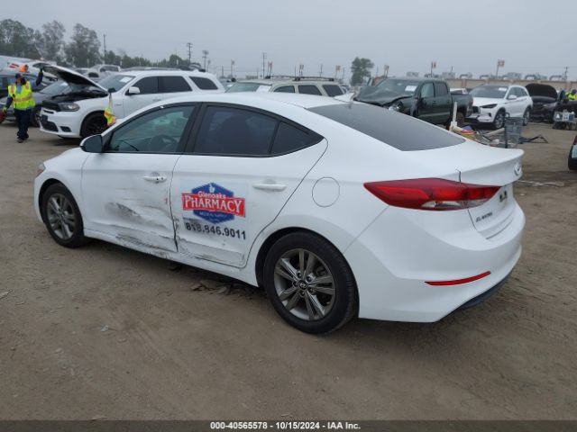 Photo 2 VIN: 5NPD84LF0JH392743 - HYUNDAI ELANTRA 