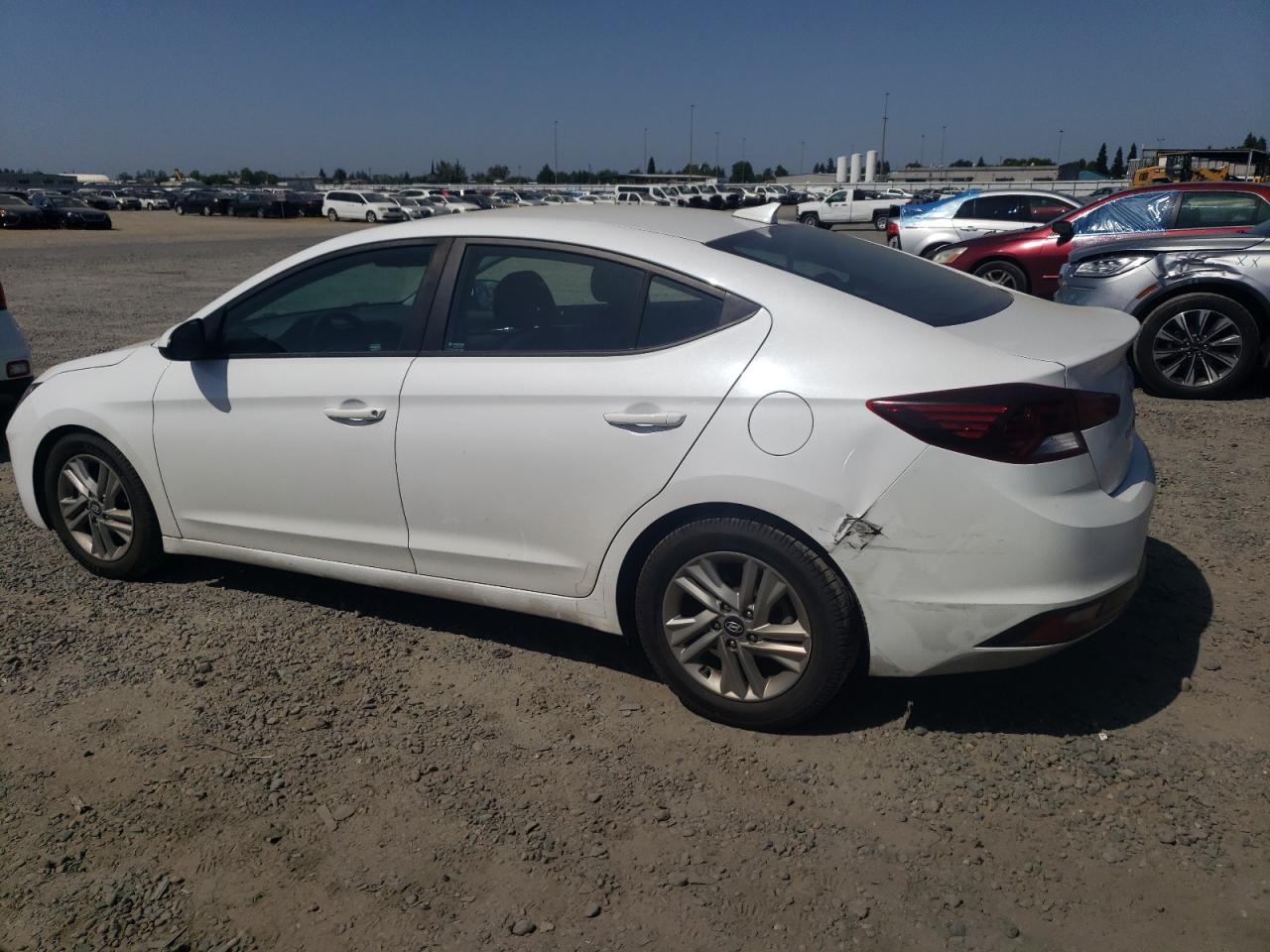 Photo 1 VIN: 5NPD84LF0KH407145 - HYUNDAI ELANTRA 