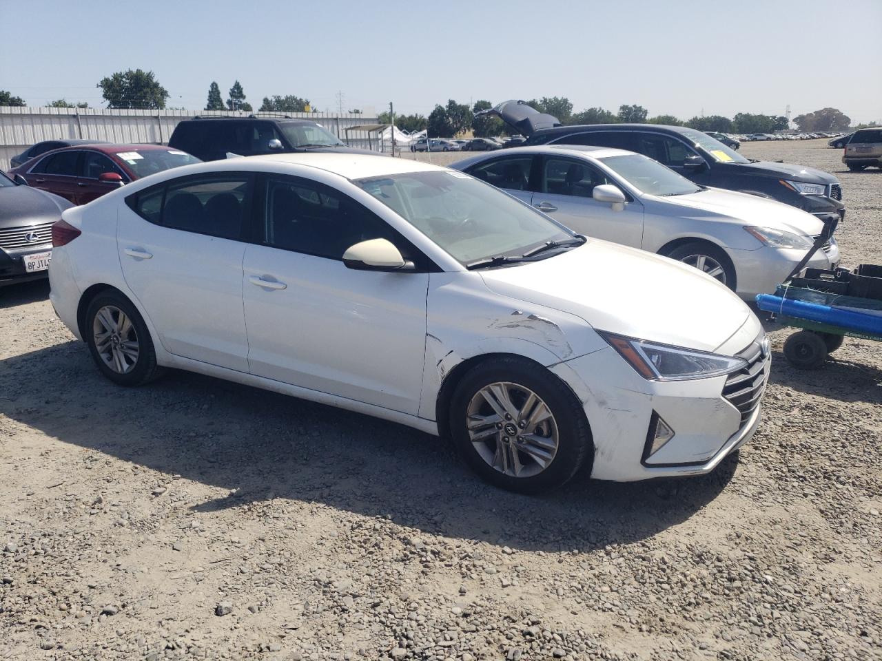 Photo 3 VIN: 5NPD84LF0KH407145 - HYUNDAI ELANTRA 