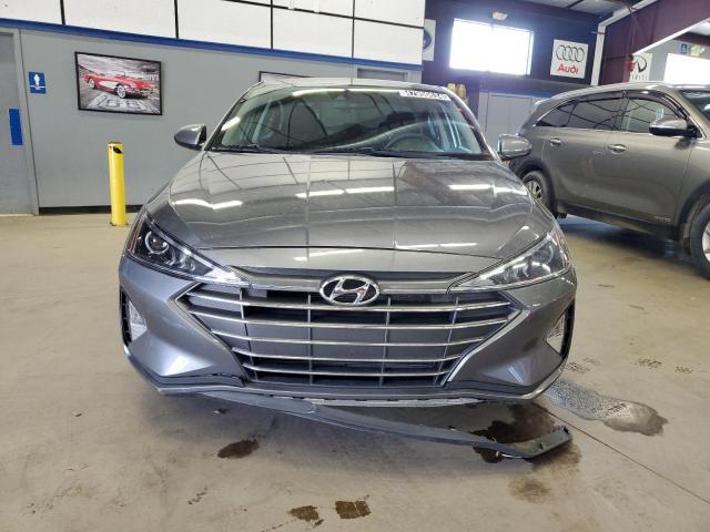 Photo 4 VIN: 5NPD84LF0KH410305 - HYUNDAI ELANTRA 