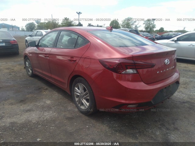 Photo 2 VIN: 5NPD84LF0KH410322 - HYUNDAI ELANTRA 