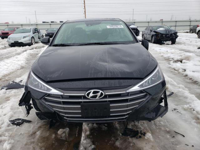 Photo 4 VIN: 5NPD84LF0KH410871 - HYUNDAI ELANTRA 