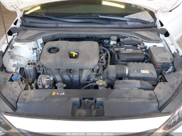 Photo 9 VIN: 5NPD84LF0KH411521 - HYUNDAI ELANTRA 