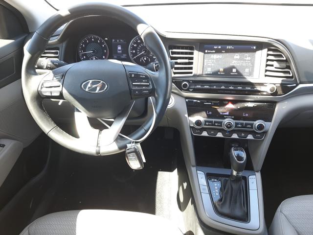 Photo 8 VIN: 5NPD84LF0KH419425 - HYUNDAI ELANTRA SE 