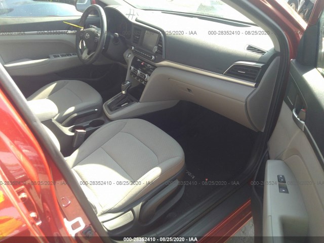 Photo 4 VIN: 5NPD84LF0KH426990 - HYUNDAI ELANTRA 