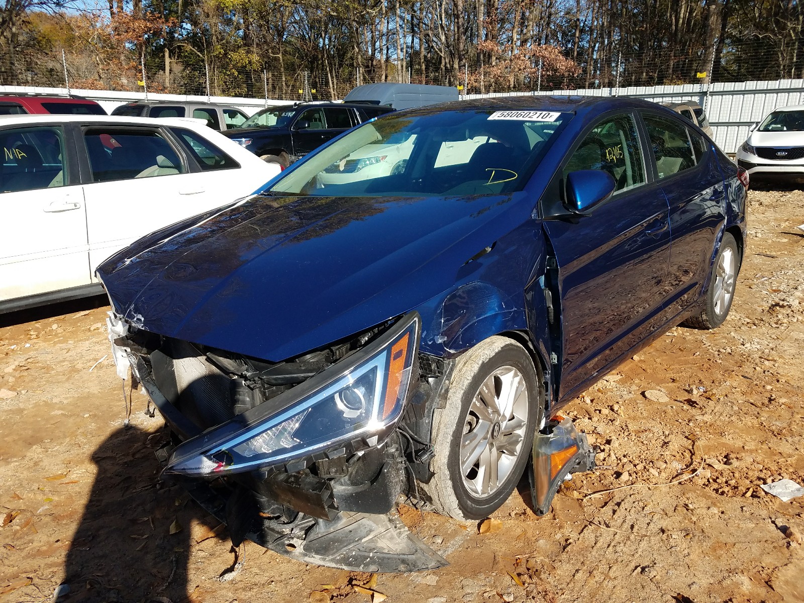 Photo 1 VIN: 5NPD84LF0KH427122 - HYUNDAI ELANTRA SE 