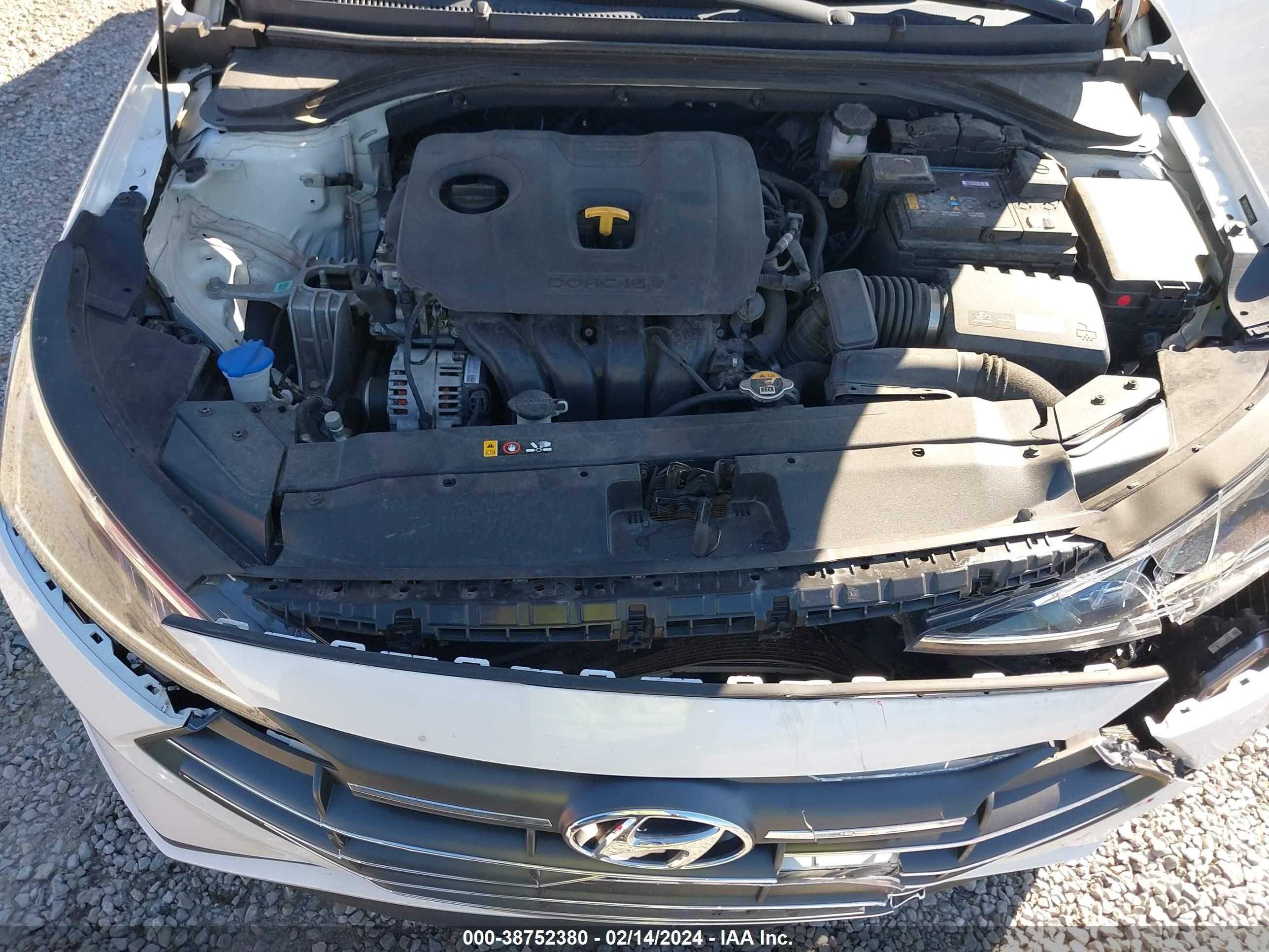 Photo 9 VIN: 5NPD84LF0KH429419 - HYUNDAI ELANTRA 