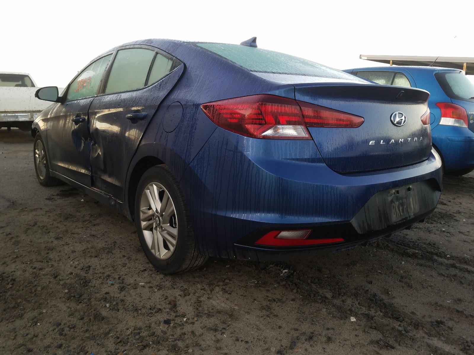 Photo 2 VIN: 5NPD84LF0KH450383 - HYUNDAI ELANTRA SE 