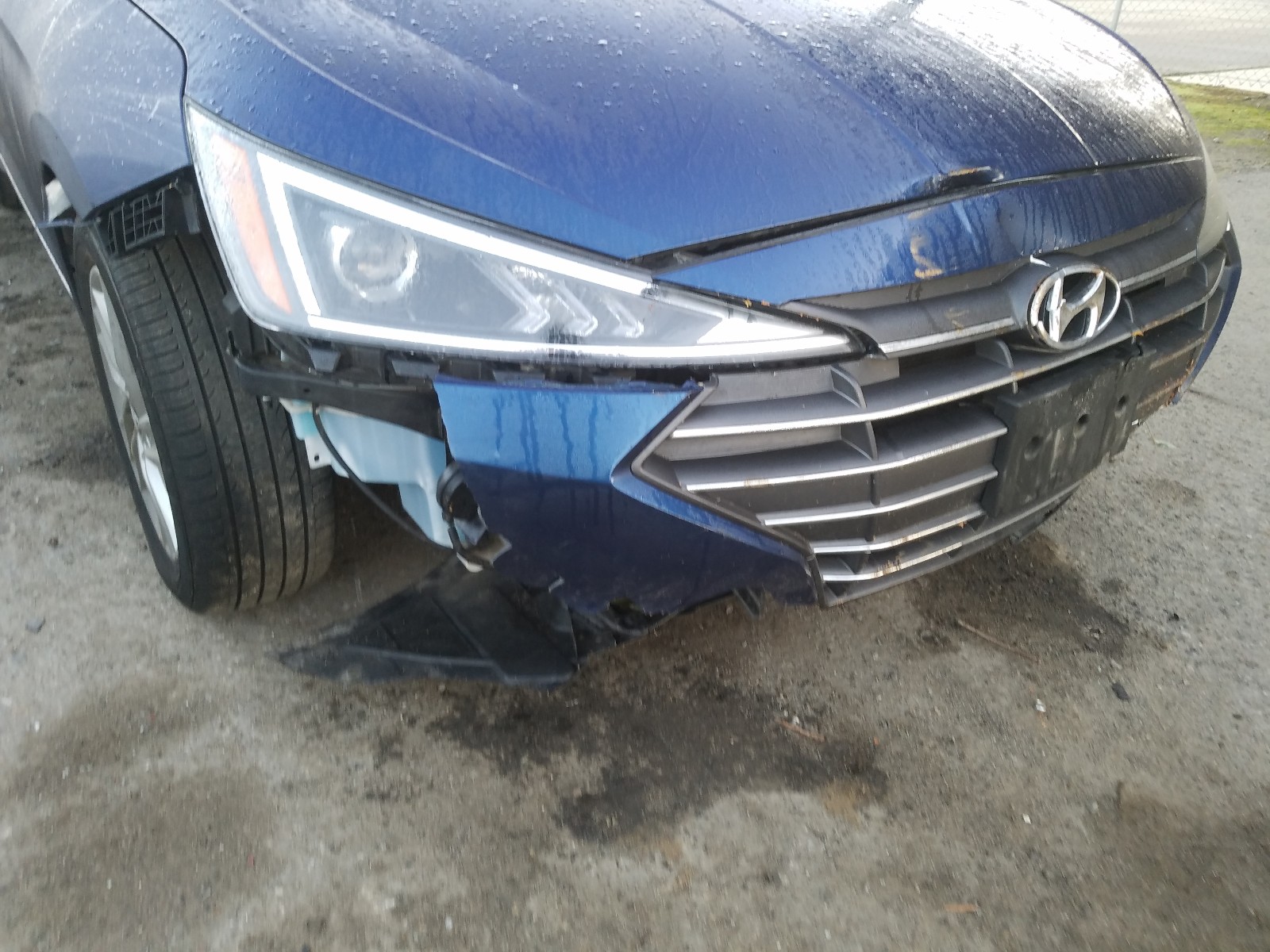 Photo 8 VIN: 5NPD84LF0KH450383 - HYUNDAI ELANTRA SE 