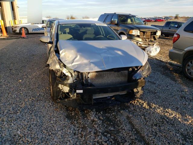 Photo 8 VIN: 5NPD84LF0KH462842 - HYUNDAI ELANTRA 