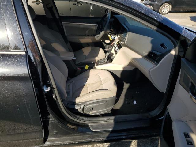 Photo 4 VIN: 5NPD84LF0KH466437 - HYUNDAI ELANTRA SE 