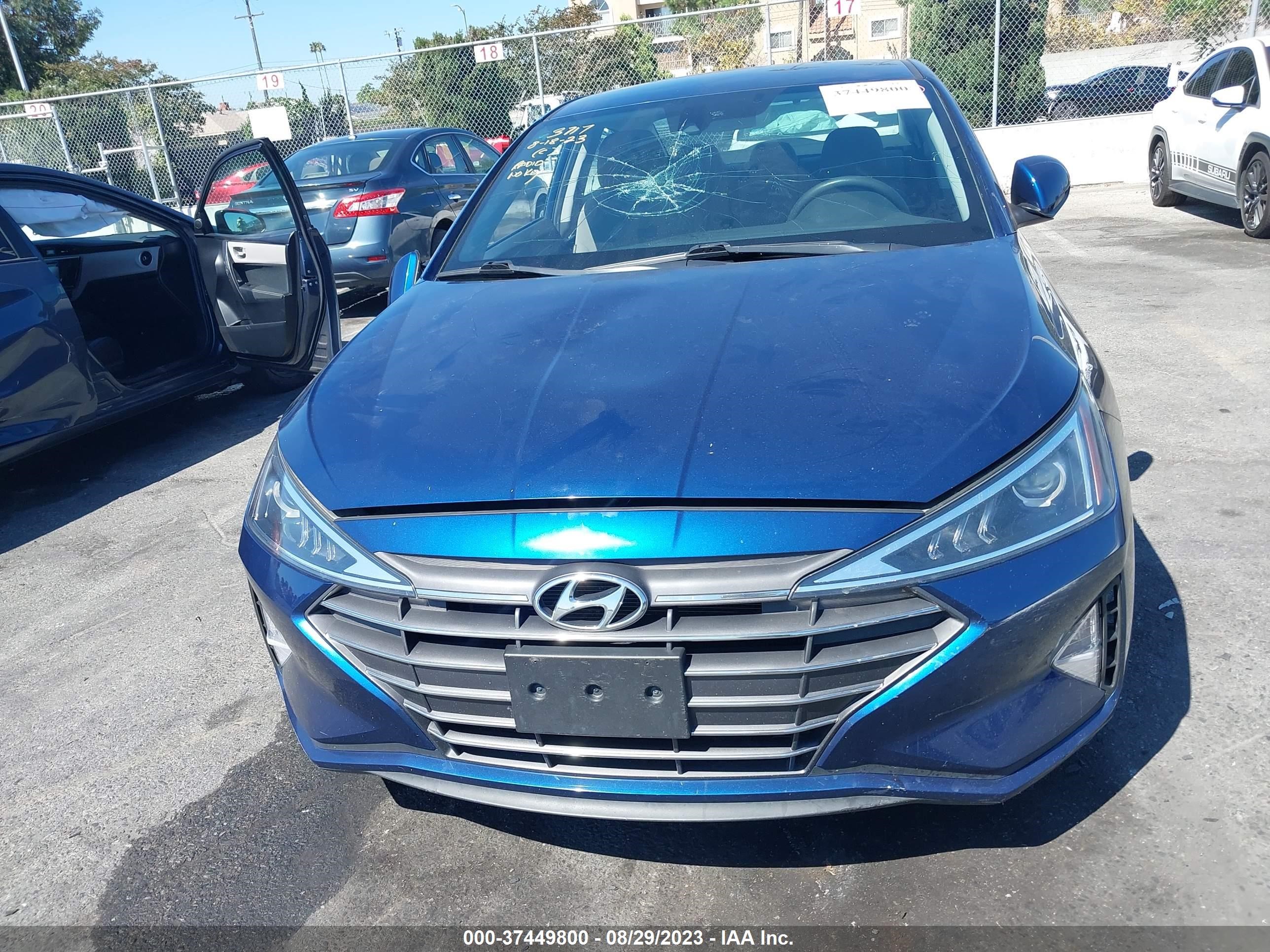 Photo 10 VIN: 5NPD84LF0KH466759 - HYUNDAI ELANTRA 