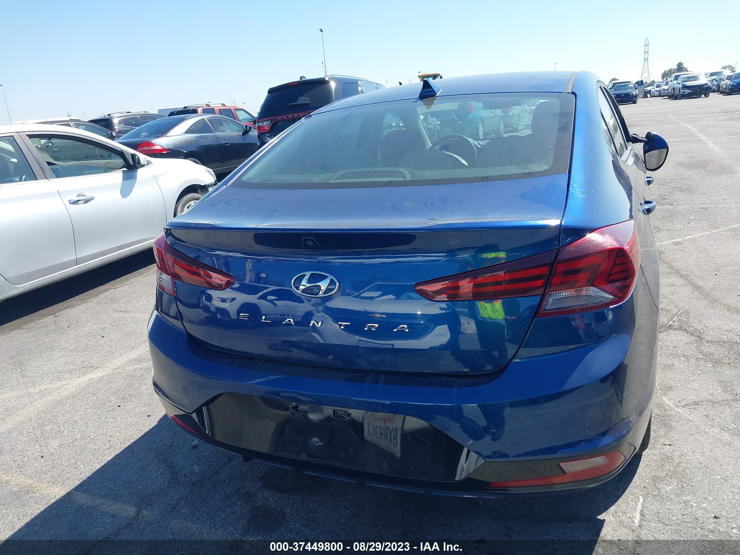 Photo 14 VIN: 5NPD84LF0KH466759 - HYUNDAI ELANTRA 