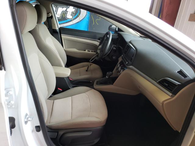 Photo 4 VIN: 5NPD84LF0KH471315 - HYUNDAI ELANTRA SE 