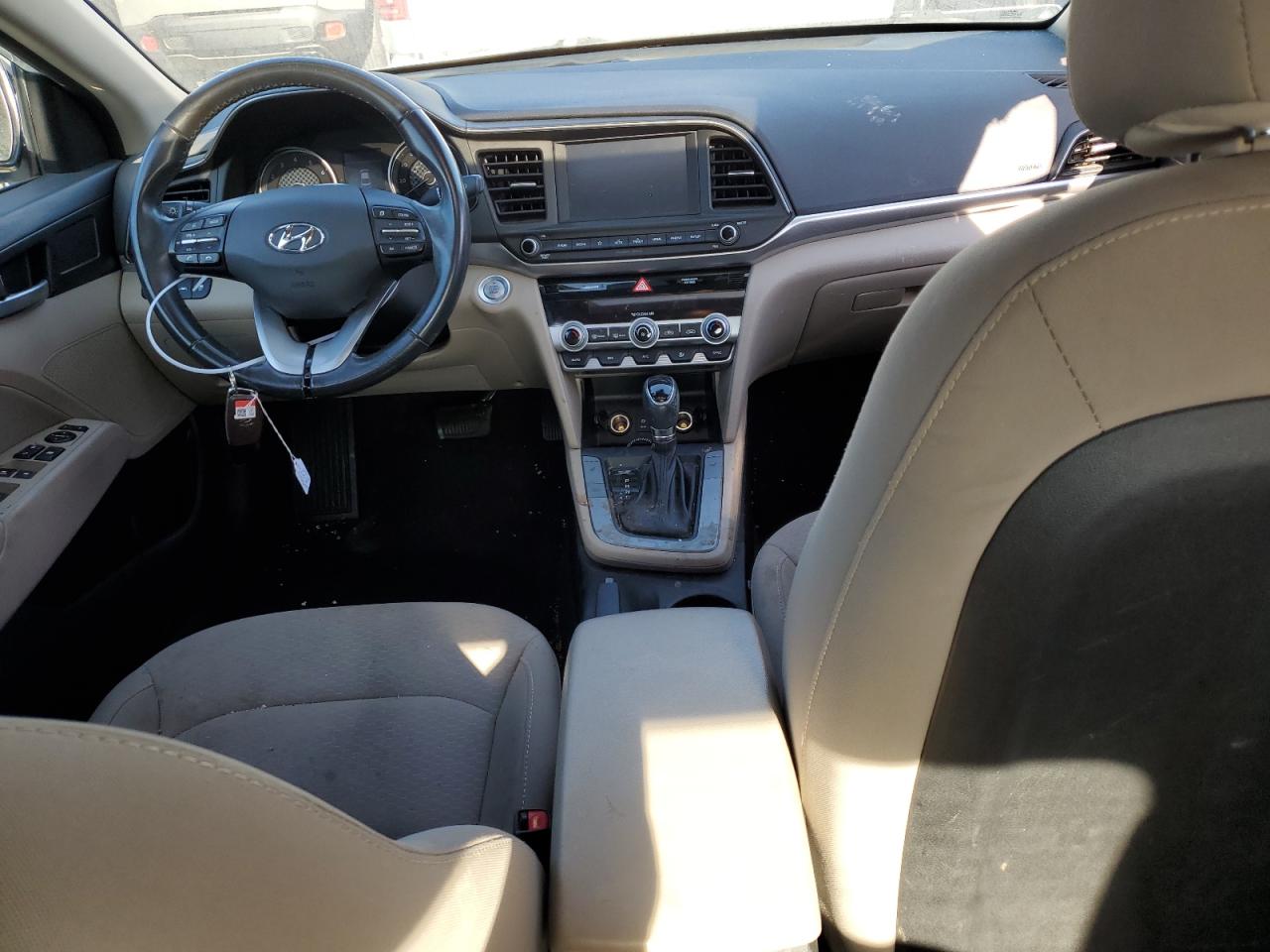 Photo 7 VIN: 5NPD84LF0KH473999 - HYUNDAI ELANTRA 