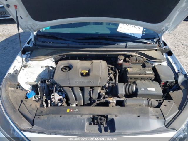 Photo 9 VIN: 5NPD84LF0KH482069 - HYUNDAI ELANTRA 